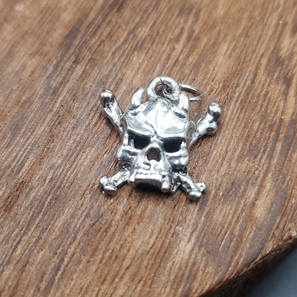 Skull and bones biker pendant charm